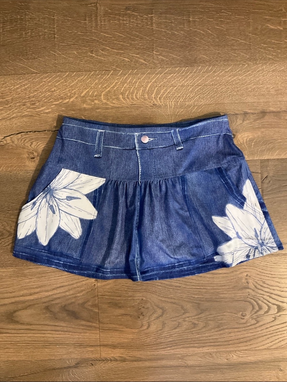 Lucky In Love blue denim and flower print swim / athletic skort, XS